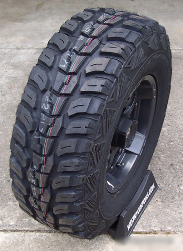 Kumho Road Venture MT KL71 215/75R15 106/103Q