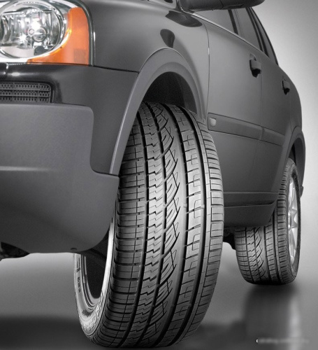 Continental ContiCrossContact UHP 235/55R19 105W