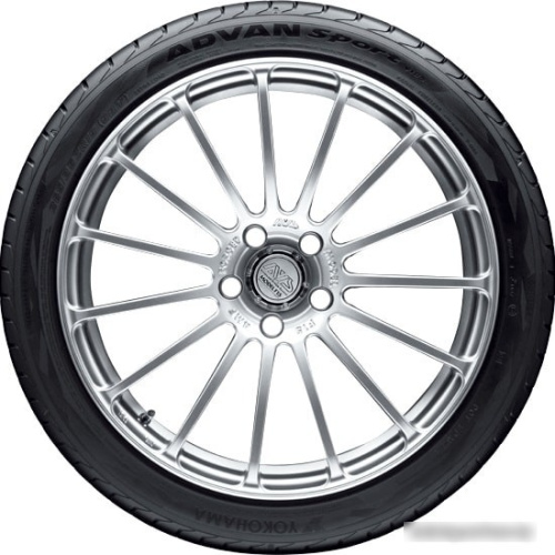 Yokohama Advan Sport V105S 235/50R19 99W