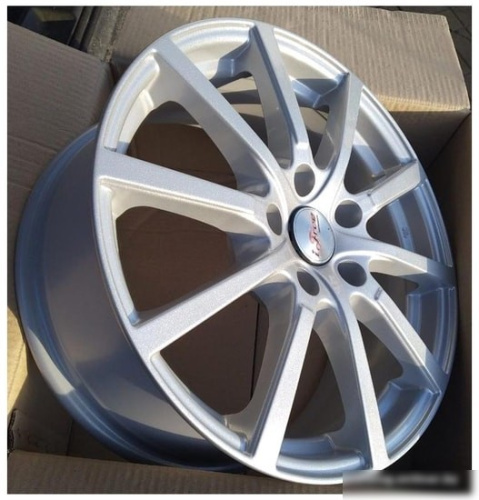 iFree Big Byz (КС680) 17x7" 5x108мм DIA 63.35мм ET 50мм Нео-классик