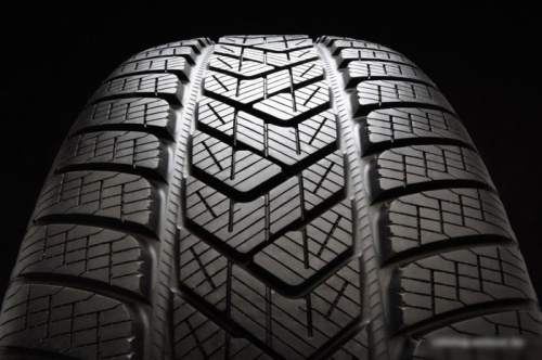 Pirelli Scorpion Winter 305/40R20 112V (run-flat)