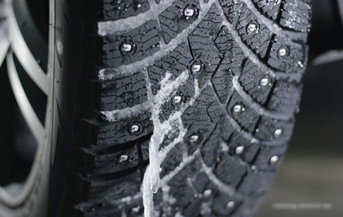 Pirelli Scorpion Ice Zero 2 225/65R17 106T