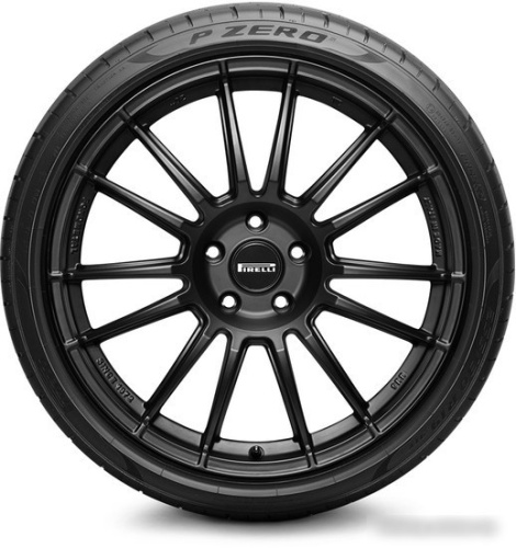 Pirelli P Zero PZ4 225/45R19 96W (run-flat)