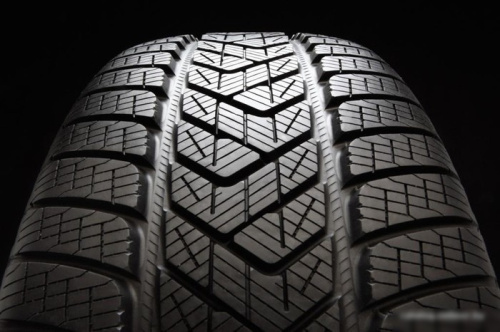 Pirelli Scorpion Winter 255/55R18 109H (run-flat)