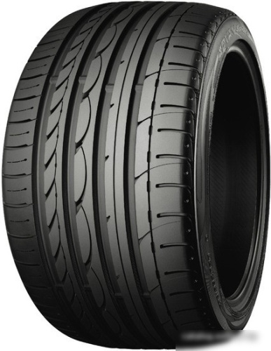 Yokohama ADVAN Sport V103S 225/40R18 88Y (run-flat)