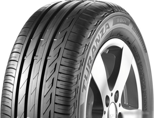 Bridgestone Turanza T001 215/55R17 94V