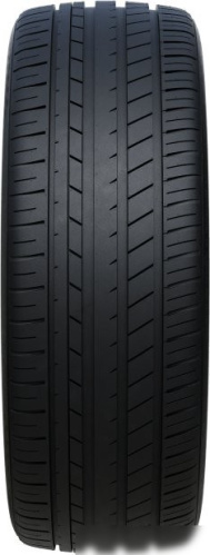 Habilead UHP HeadKing S2000 235/45R17 97W
