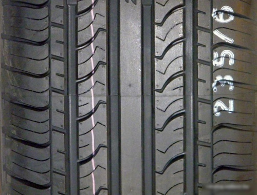 Evergreen EH23 215/55R17 94V